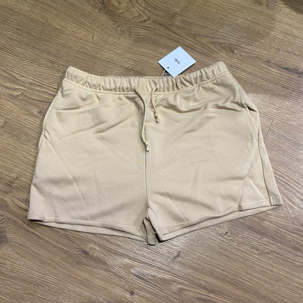 Adika nude shorts